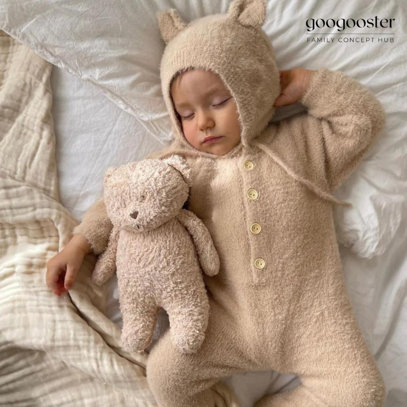 Baby Bear Outfit Onesie and Hat